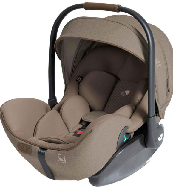 I-level pro signature car seat ( part of complete set w/valora )